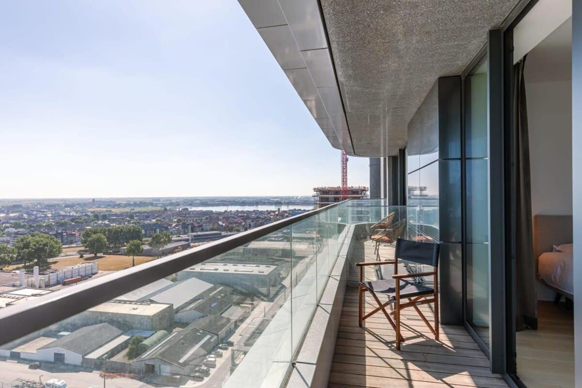 Huswell - Stunning Apartment With Breathtaking Views Oostende Bagian luar foto