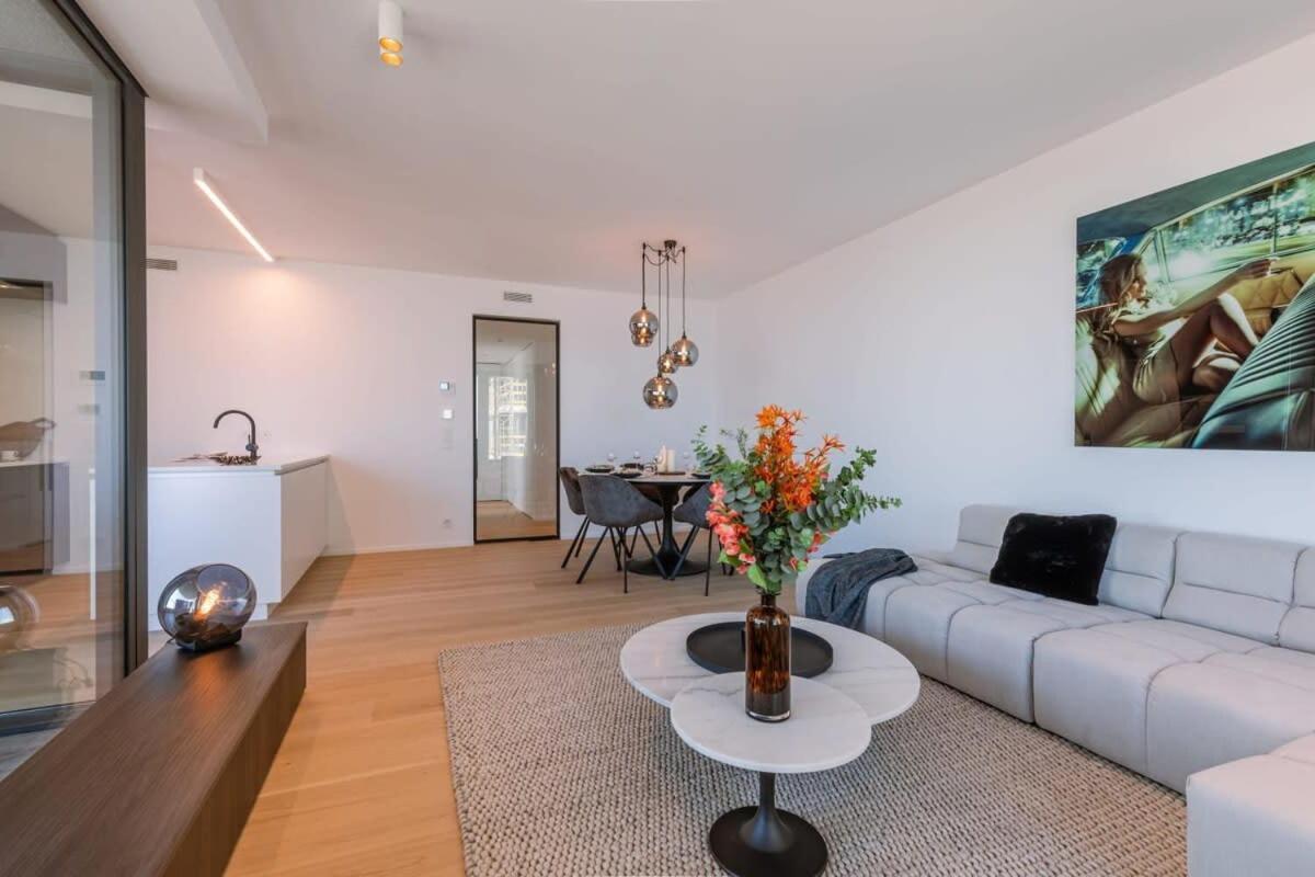 Huswell - Stunning Apartment With Breathtaking Views Oostende Bagian luar foto